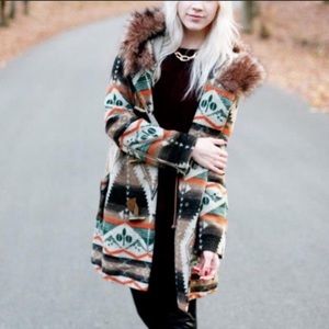 Rare NWOT BB Dakota Navajo Aztec Jacket/Coat Fur